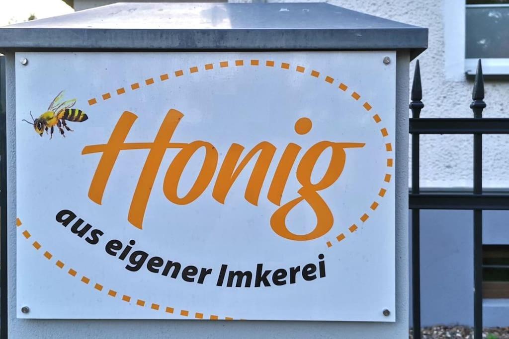 Fewo "Am Bienenstock" In Dallgow-Doberitz Bagian luar foto